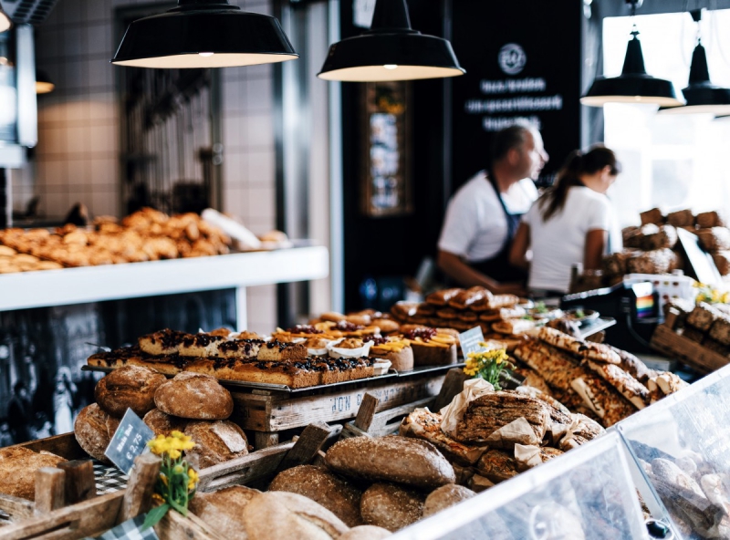 boulangerie-GINASSERVIS-min_bakery_bread_food_market_pastries_shop_store-1169705